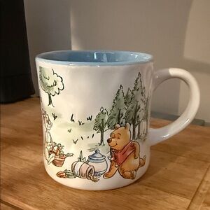 Disney Winnie the Pooh Mug - White and Blue